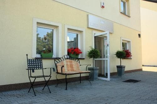 Leo Hostel