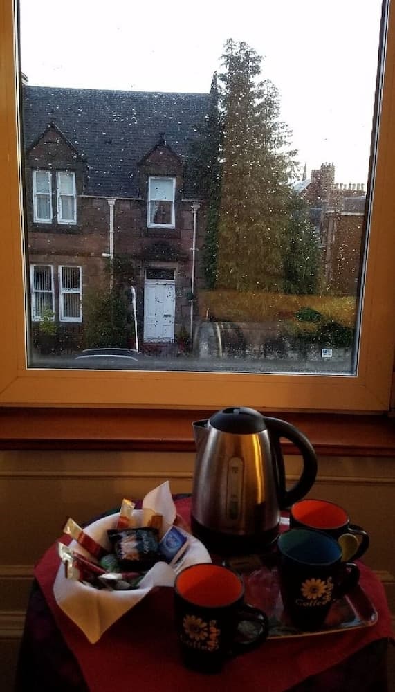 Cedar Villa Guest House B&B