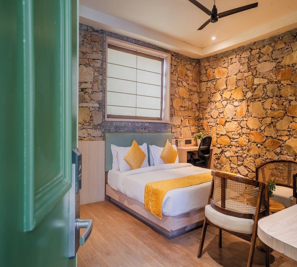 Jewels Resorts
