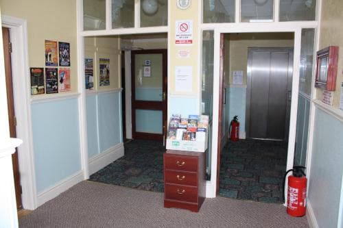 Alviston Hotel