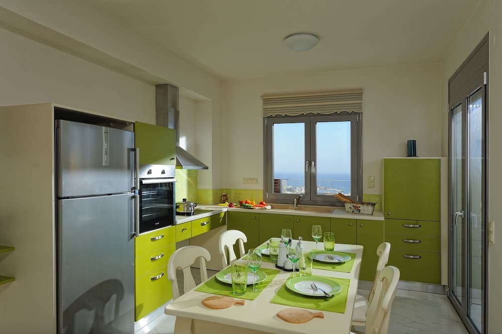 Danae Luxury Villas