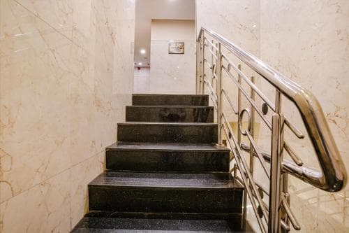 FabHotel Vertigo Suites