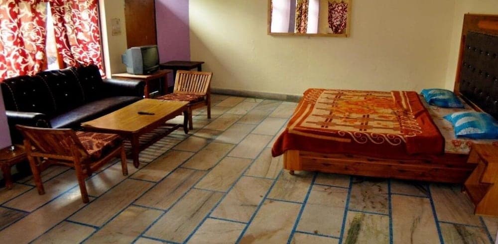 Hotel Himalayan Paradise