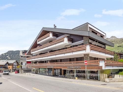 Apartment Square Poste 341