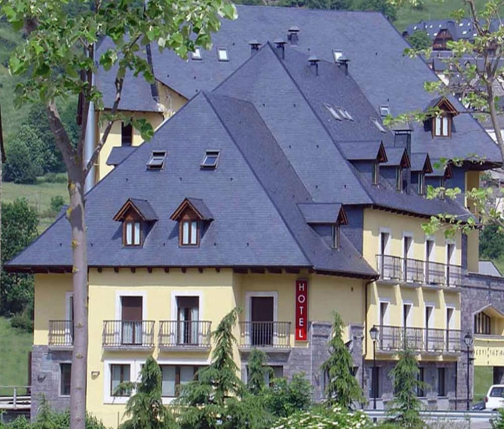 Hotel Acevi Val d Aran