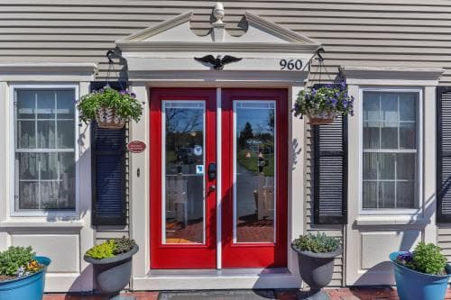 Eagle Wing Inn Cape Cod