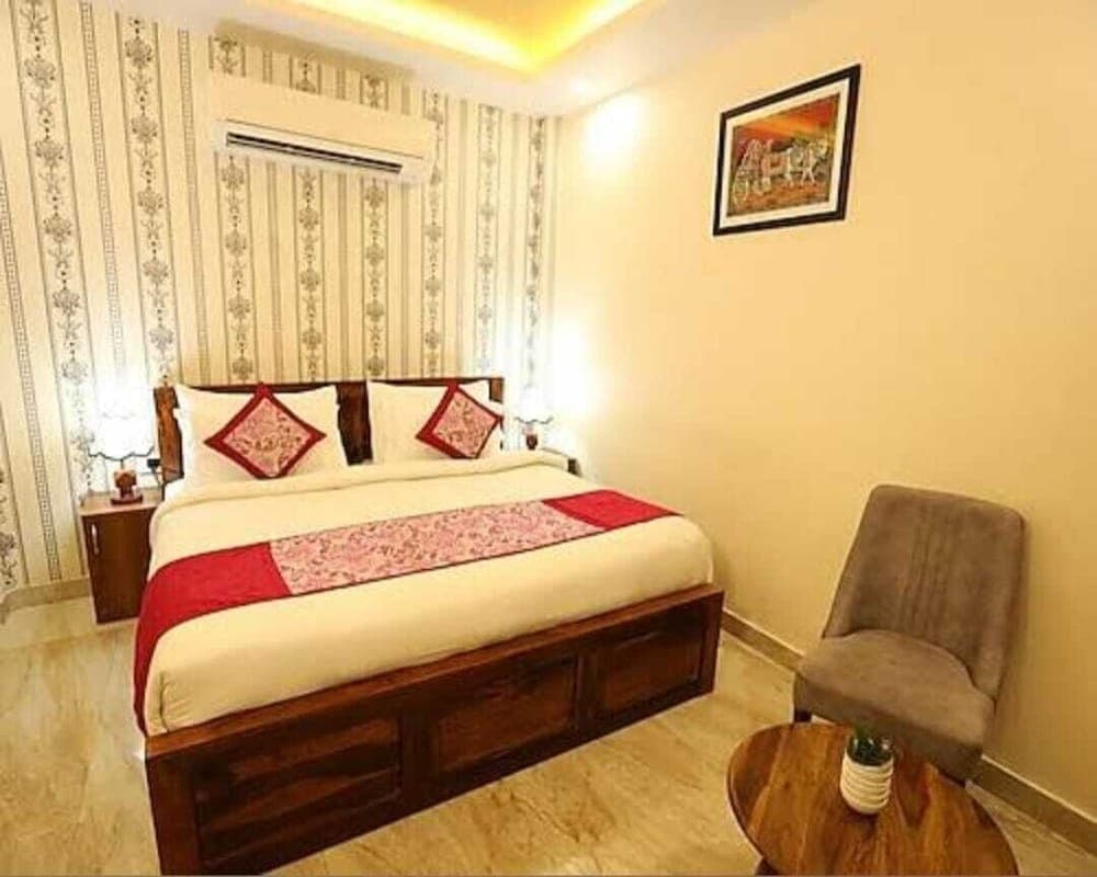 LAVIT HOTEL