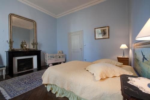 Chateau De Tailly