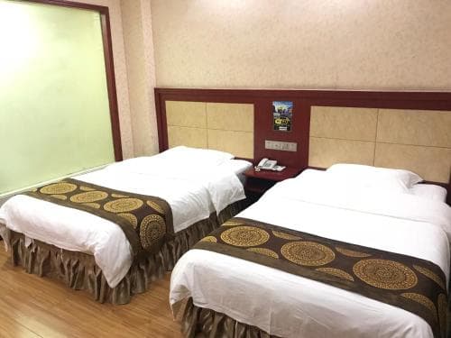 Yichengle Theme Hotel