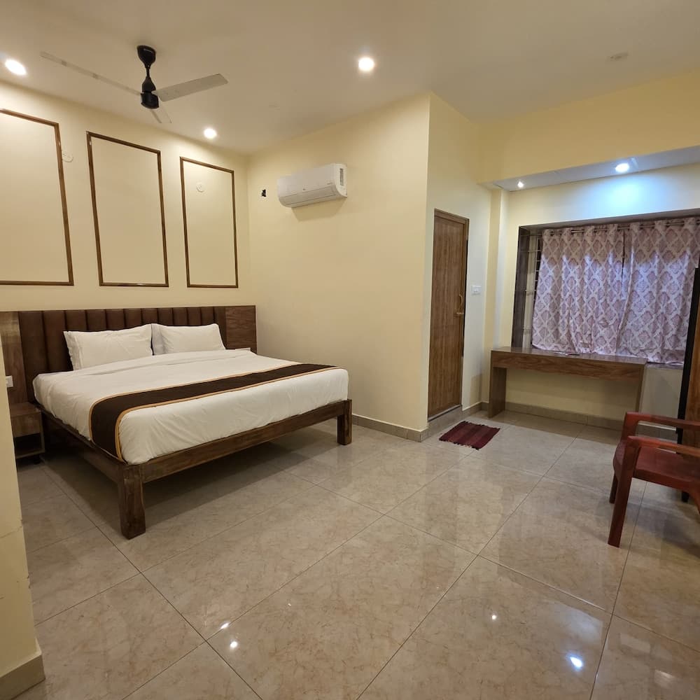 Hotel Raja Grand