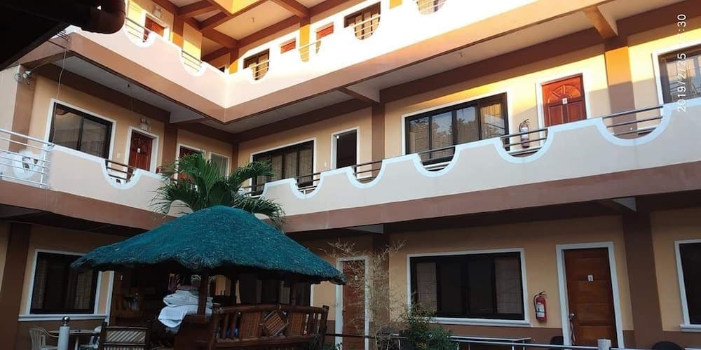 Casa Jem Residence