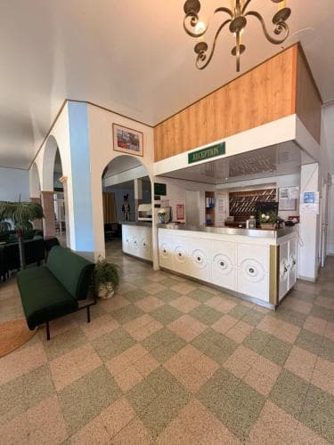 Hotel Madame Mere