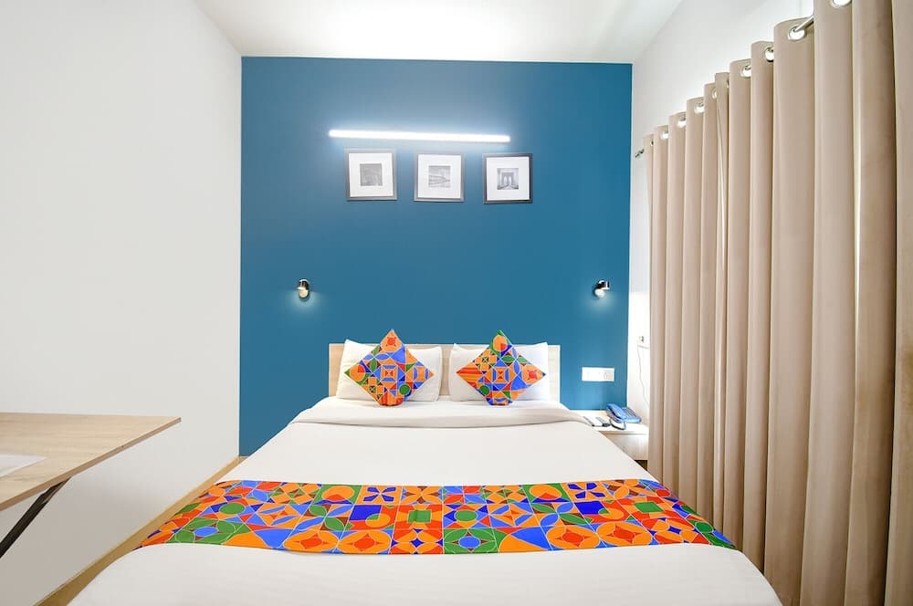 Fabhotel Silverkey