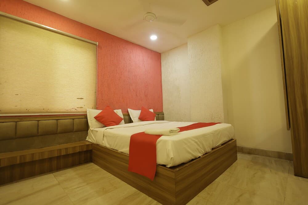 Super Oyo Pride Inn