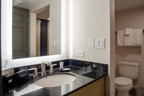 Hotel 43