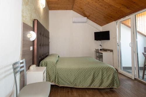 Hotel Piola