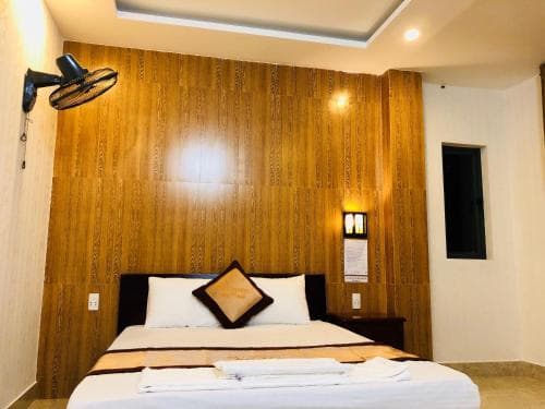 Sky Hotel