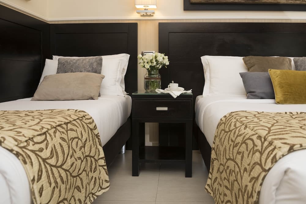 Yes Hotel