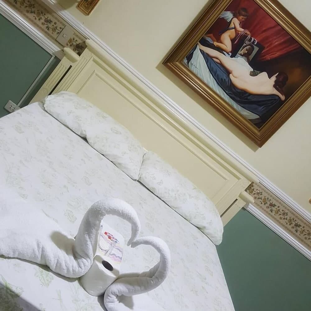 Genesis Hotel