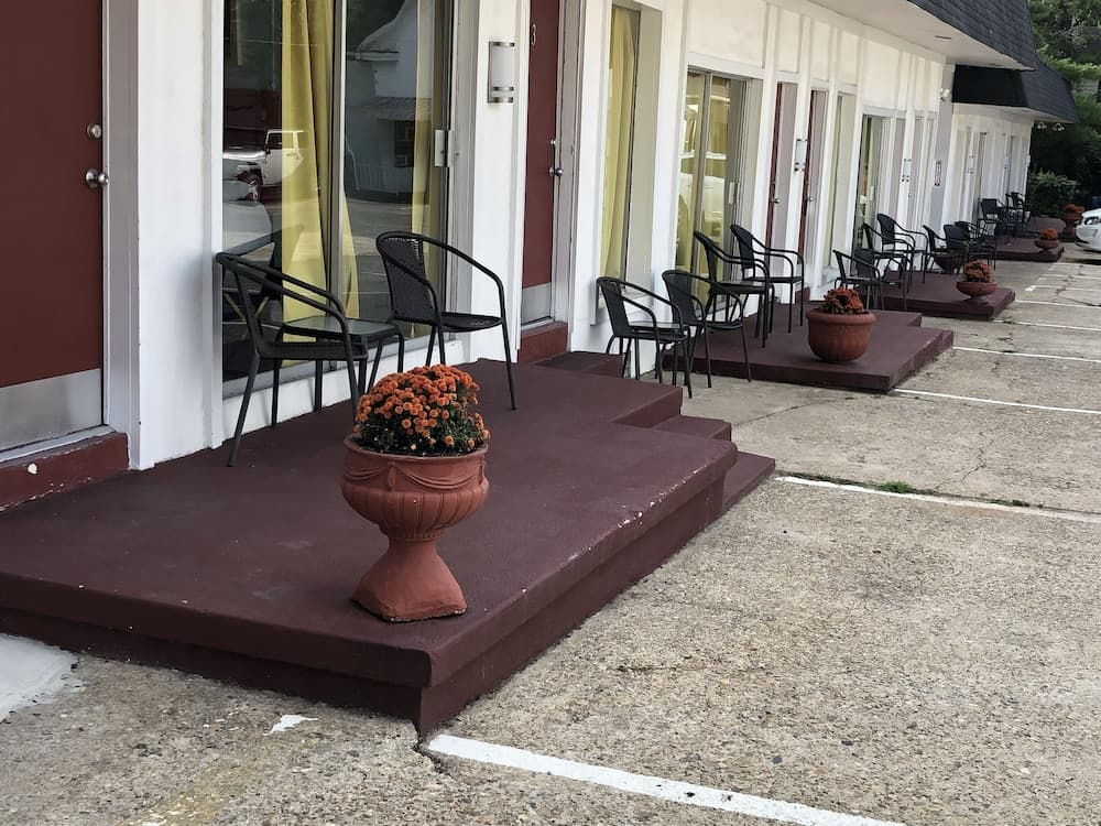 Alpine Inn