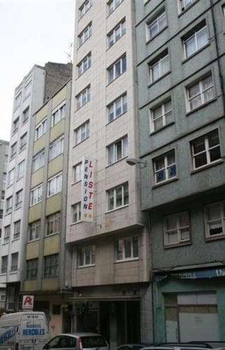 Hostal Liste