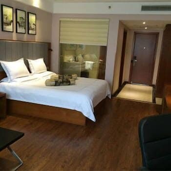 P and E Hotels