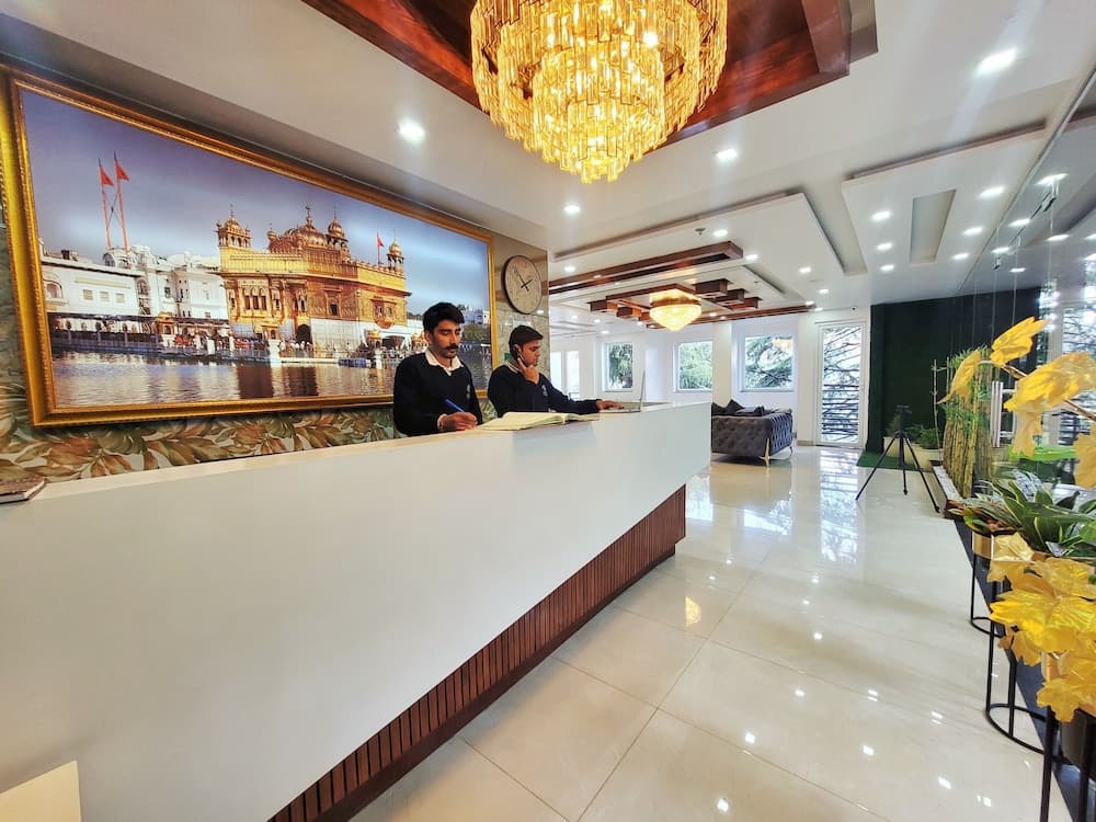 RR HOTEL BY SONACHI