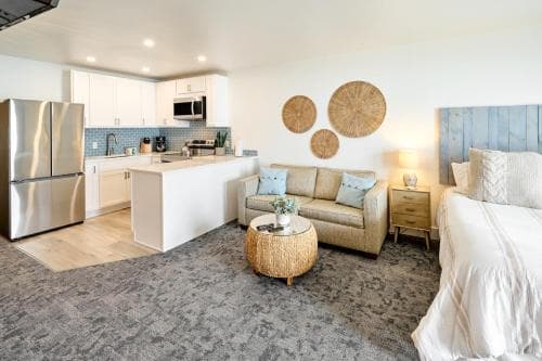 D Sands Condominium Motel