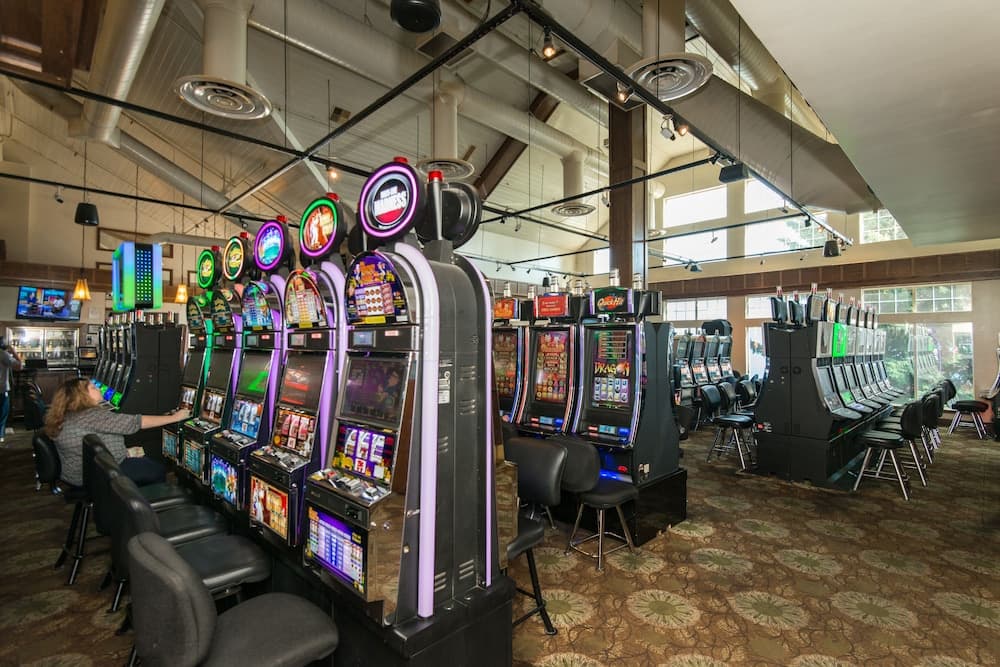 Kwataqnuk Resort & Casino