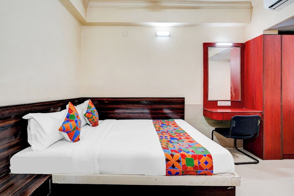 Fabhotel Nar Comforts