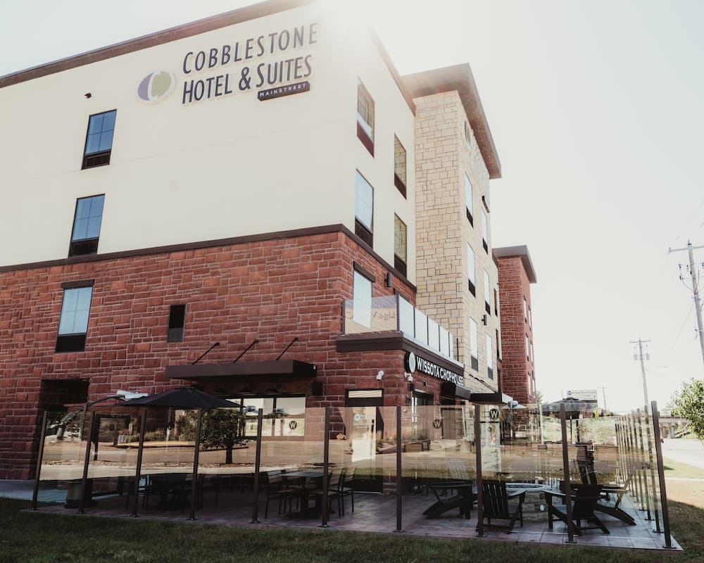 Cobblestone Hotel & Suites - Ottumwa