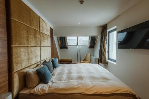 Nais Hotel