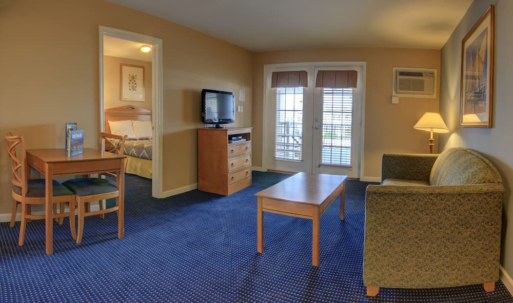 Ambassador Inn