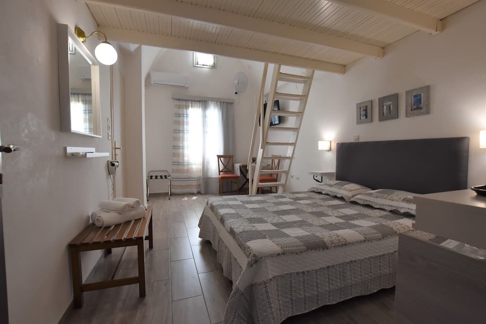 Rodakas Hotel