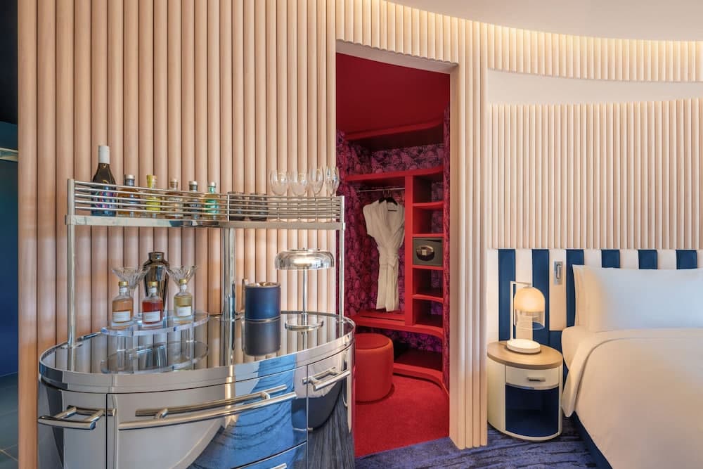 Sydney Hotel Harbour Suites
