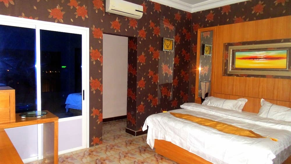 Royal Suites