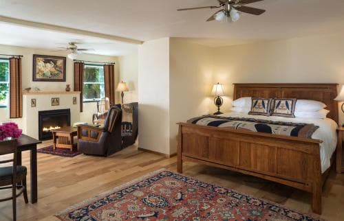 Eagle Rock Lodge