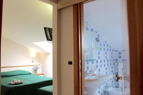 Blue Hotel