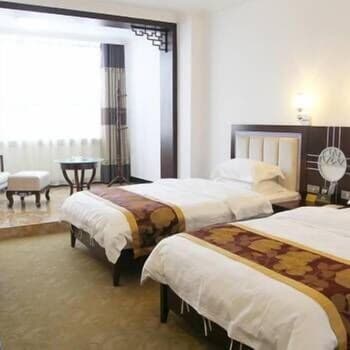 Xinhe Hotel