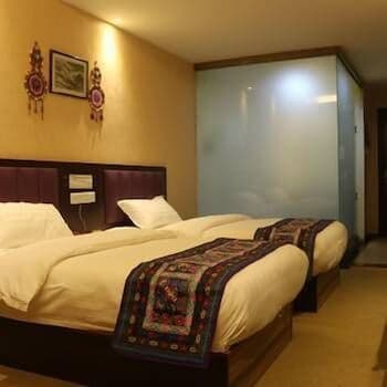 Midi Hotel