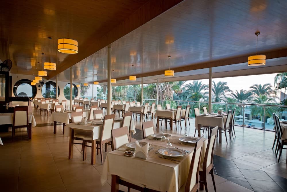 MC Beach Resort Hotel