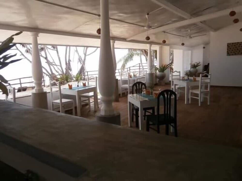 Cinnamon Beach Inn