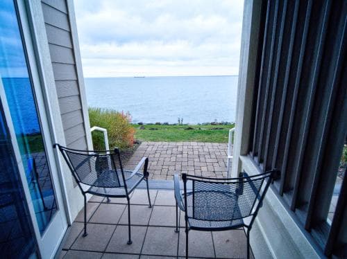 Beacon Pointe Resort