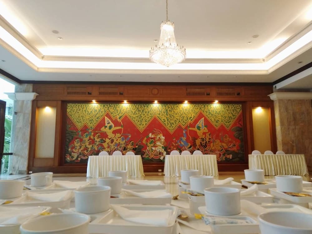 Kresident Hotel