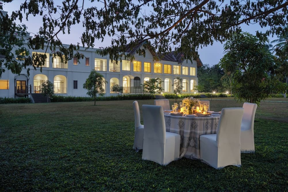 The Lake Manor