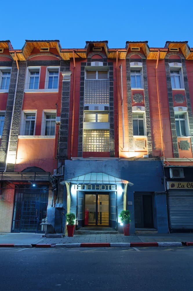 Tana Hôtel