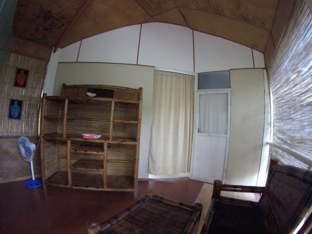 Carabao Backpackers Hostel