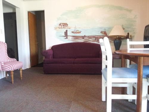 Ocean Avenue Inn