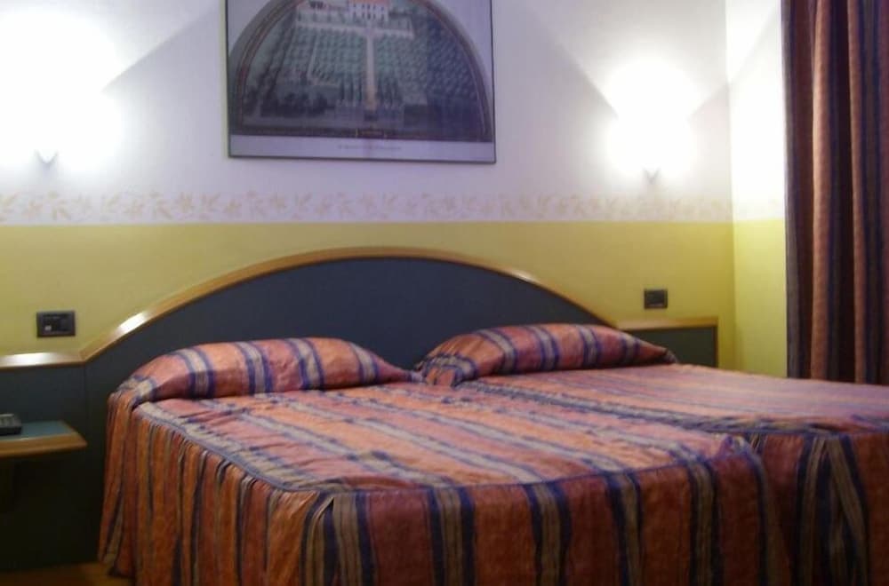 Hotel Alexander