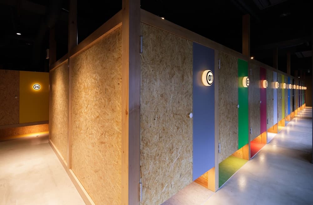 Booth Net Cafe & Capsule